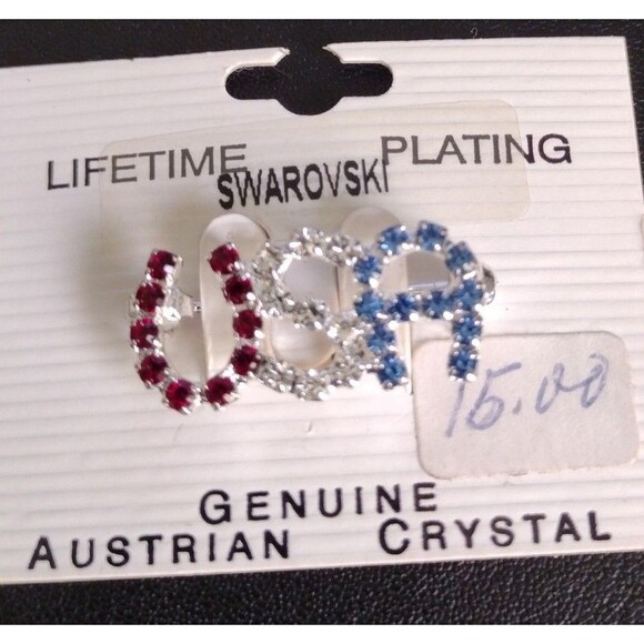 USA Brooch with Swarovski Crystals and Lifetime Titanium Plating - Picture 1 of 6
